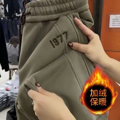 2023年秋冬爆款加绒加厚1977女士裤子卫裤潮流时尚运动哈伦裤束脚